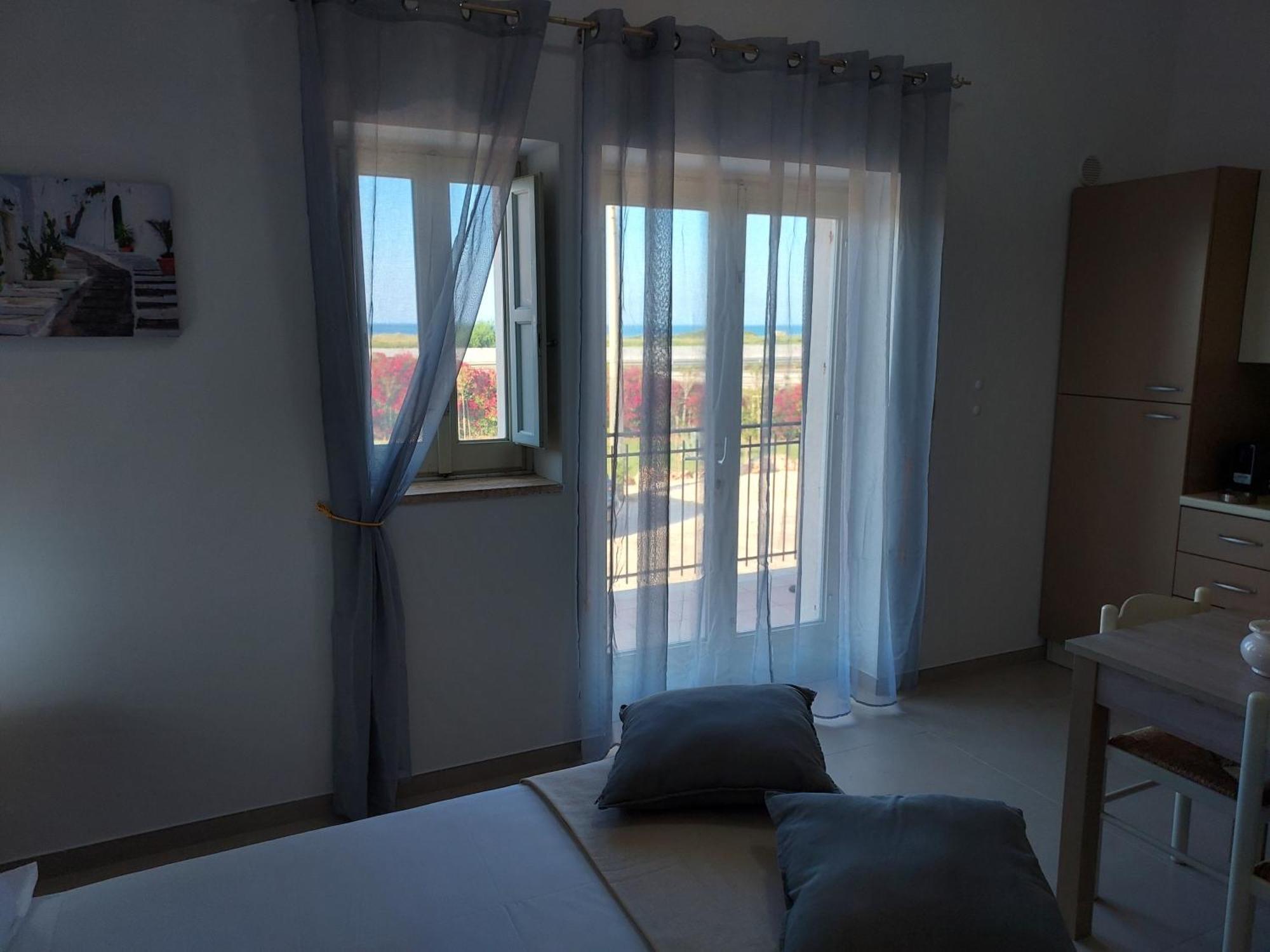 Villa Capitani Torre Canne Bagian luar foto